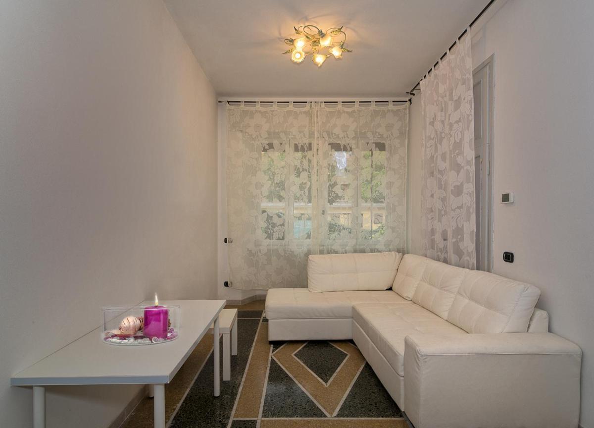 Hostel B&B Pisa Buitenkant foto