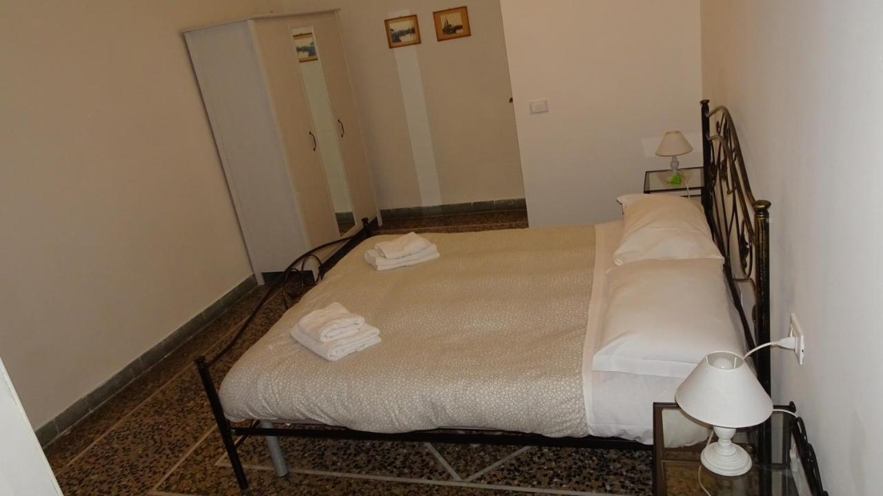 Hostel B&B Pisa Buitenkant foto